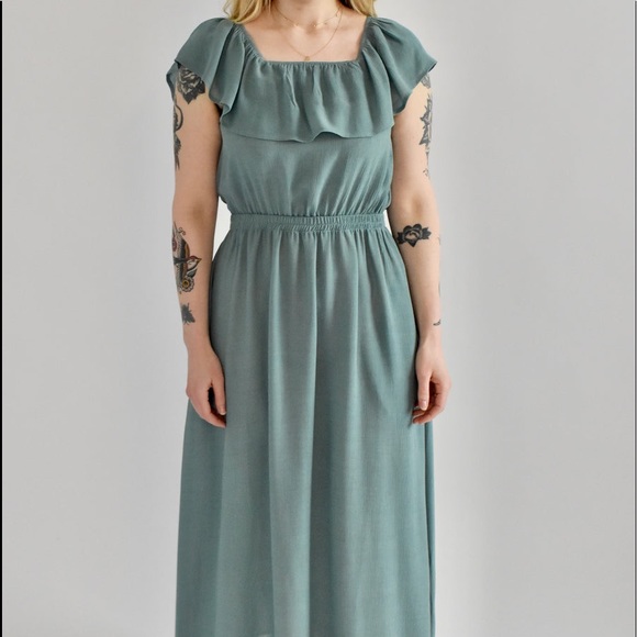 Altar Houseline Aniela Off-the-Shoulder Dress - Picture 4 of 5